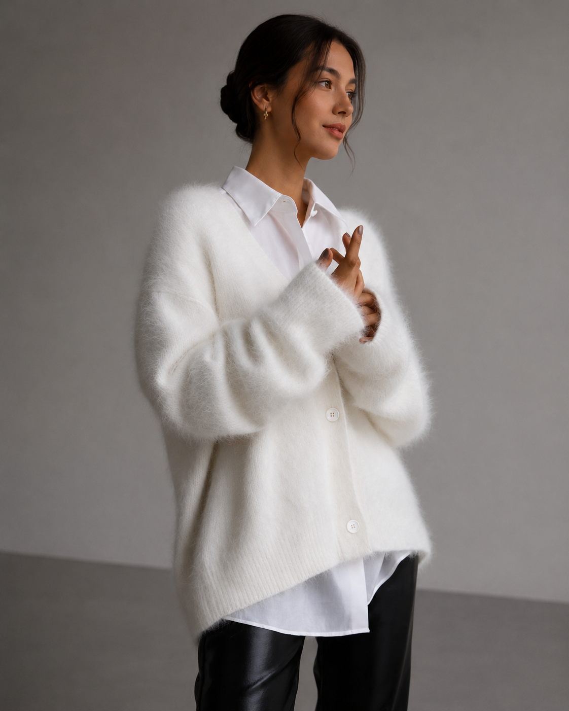 Chic Layer | Women's Oversized Button-Up Cardigan with Relaxed Fit | Versatile Layering for Everyday Comfort 0
