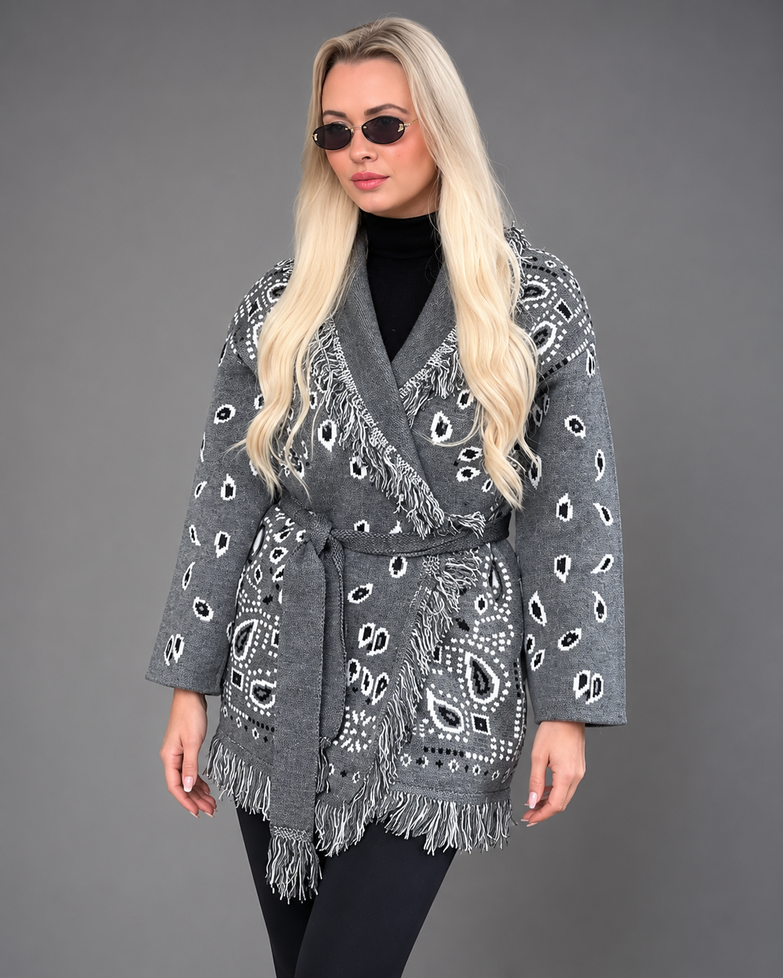 Women's Knitted Cardigan – Geometric Patterns with V-Neck and Long Sleeves