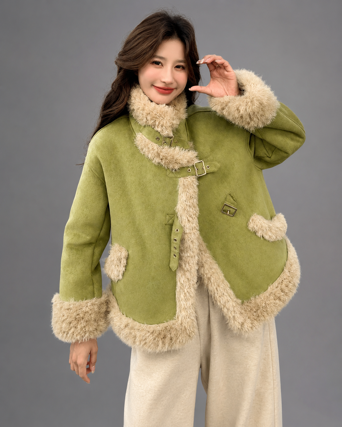 Women's Short Lamb Wool Jacket – Green Fur Detail – Autumn/Winter