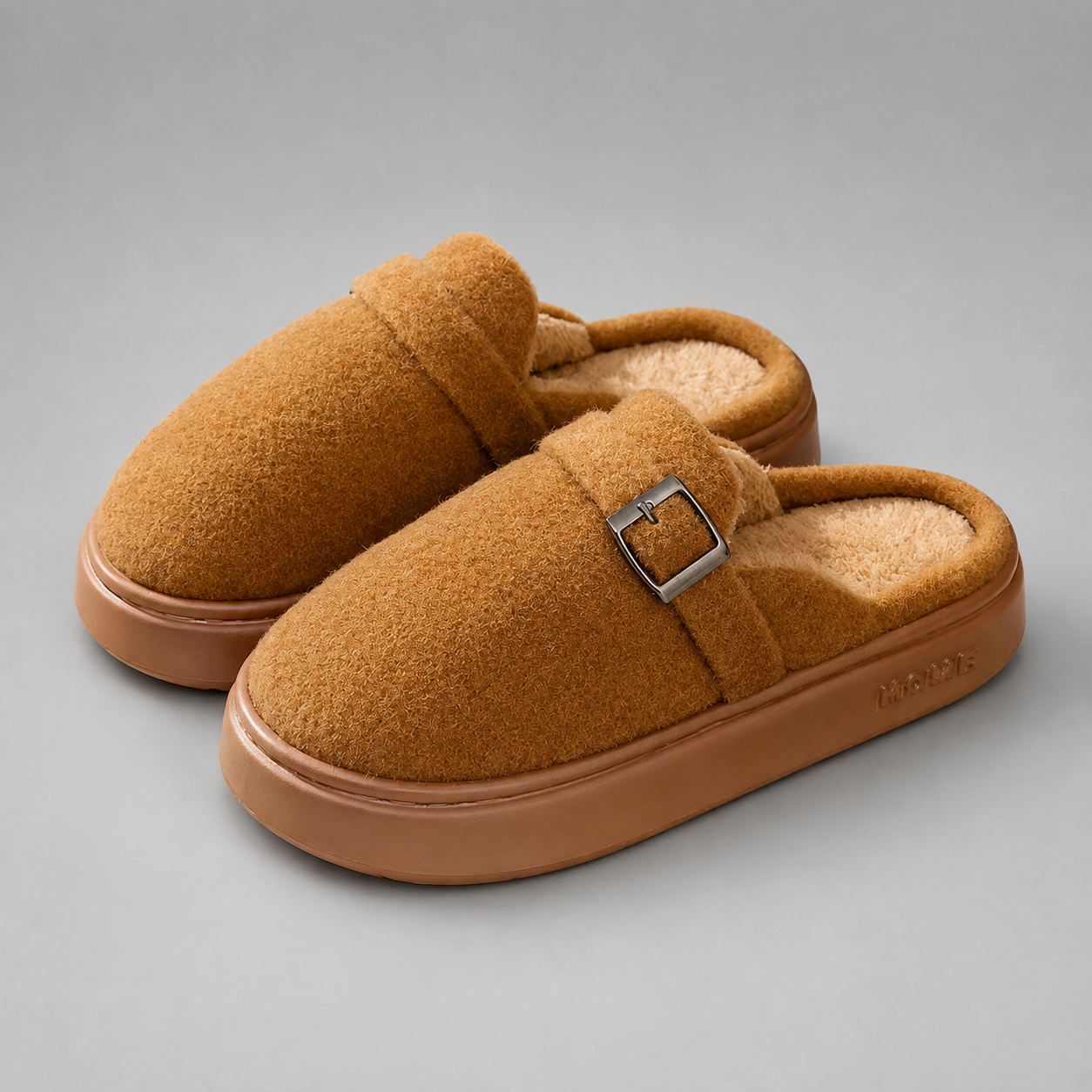 Women's Plush Indoor Slippers – Fluffy Fur Design, Slip-On Closure