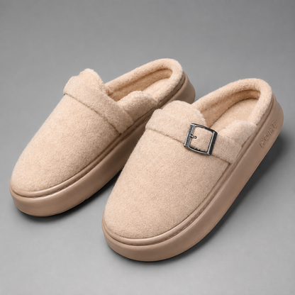 Women's Plush Indoor Slippers – Fluffy Fur Design, Slip-On Closure