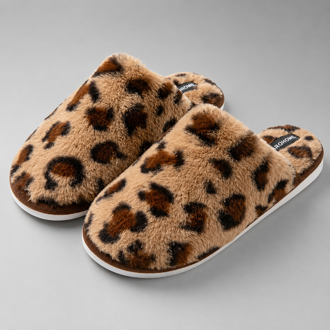 Women's Plush Leopard Print Slippers – Fuzzy Fur – Casual Slip-On – Winter
