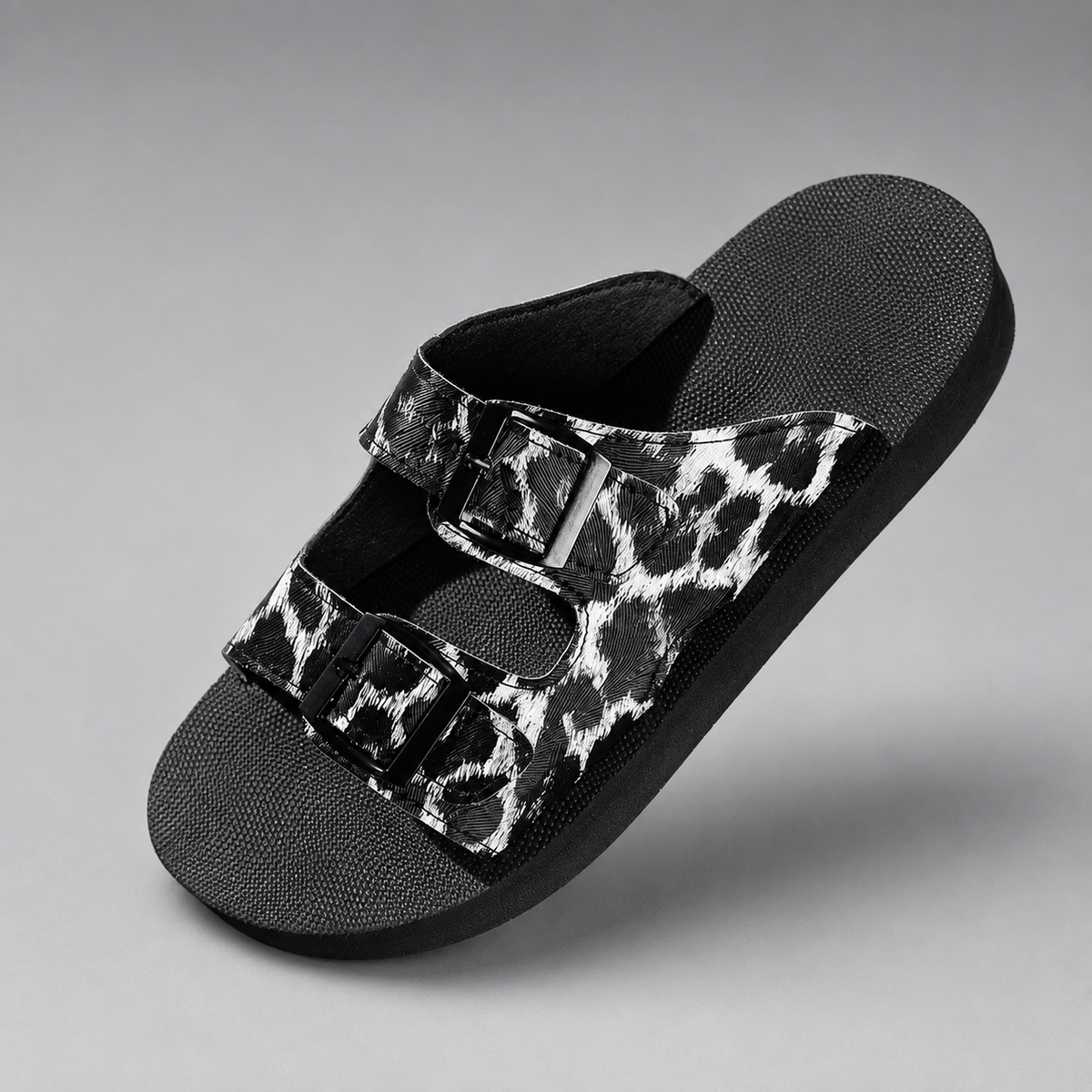 Women's  Leopard Print Flat Sandals – Buckle Closure