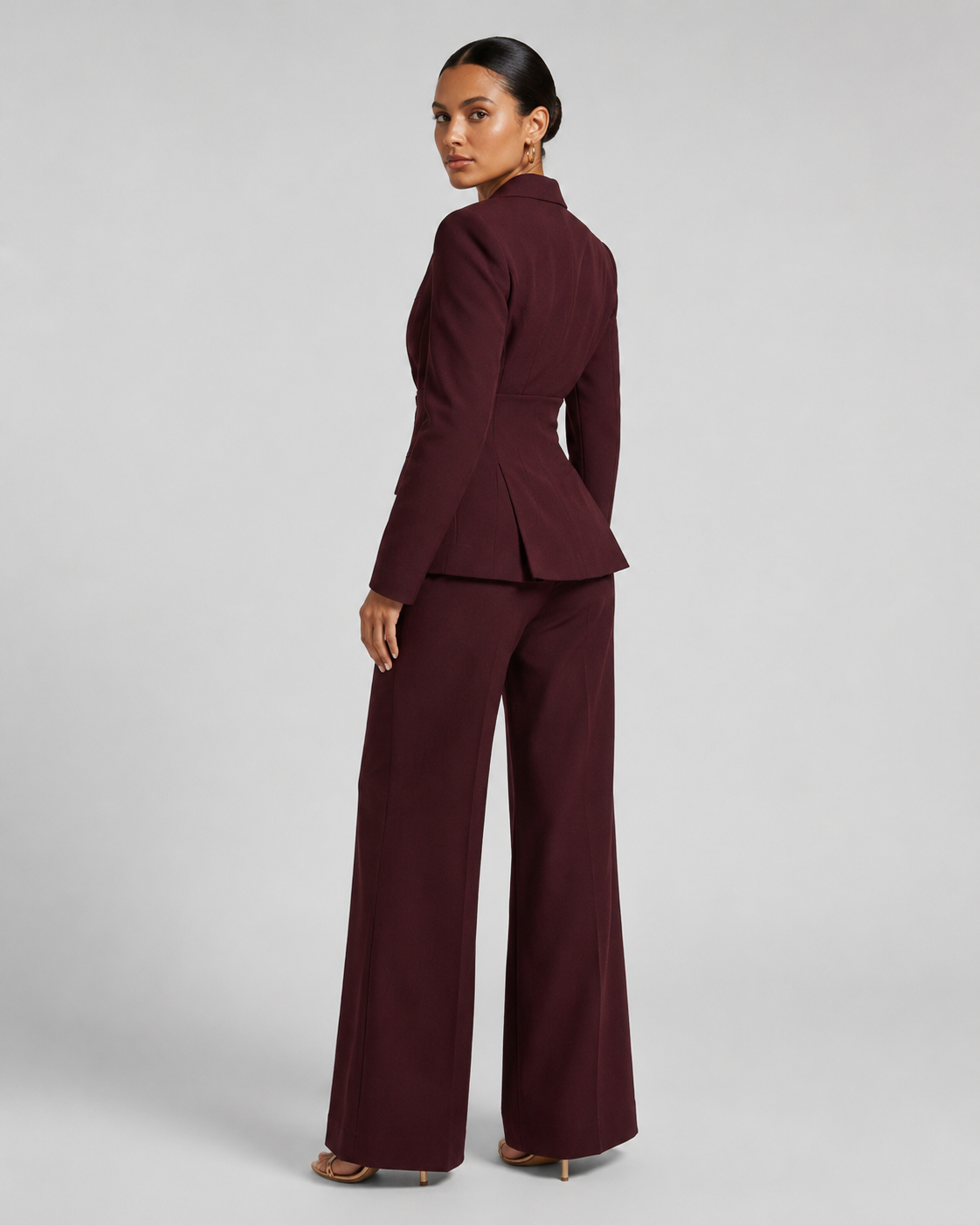 Women's Suit Set with Peaked Lapel Blazer & Wide-Leg Trousers