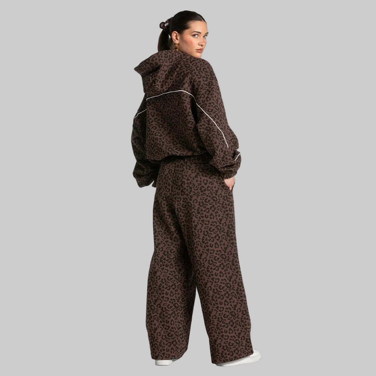 Women's Leopard Print Activewear Set | Comfortable Hooded Gym Clothes for Women 0
