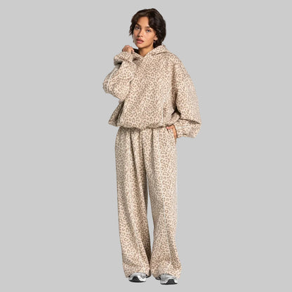 Women's Leopard Print Activewear Set | Comfortable Hooded Gym Clothes for Women 1