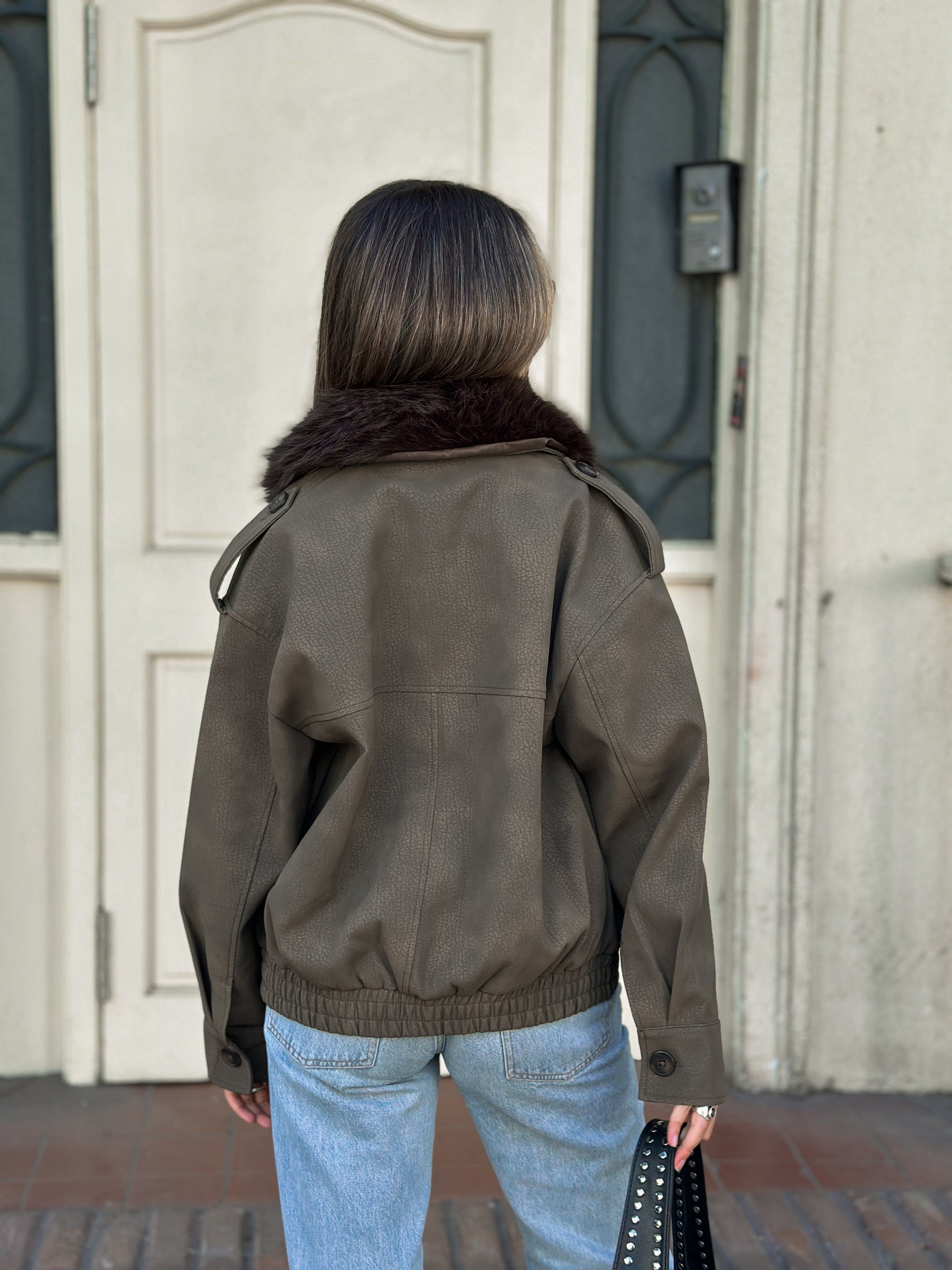 Women's Suede Effect Jacket | Elegant Removable Collar Outerwear | Stylish Winter Coat 6